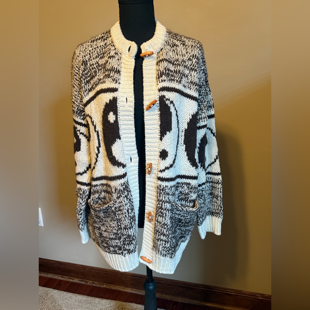 MOTHER The Long Drop Cardigan Yin Yang Print XS Rare Chunky Knit - Picture 2 of 11
